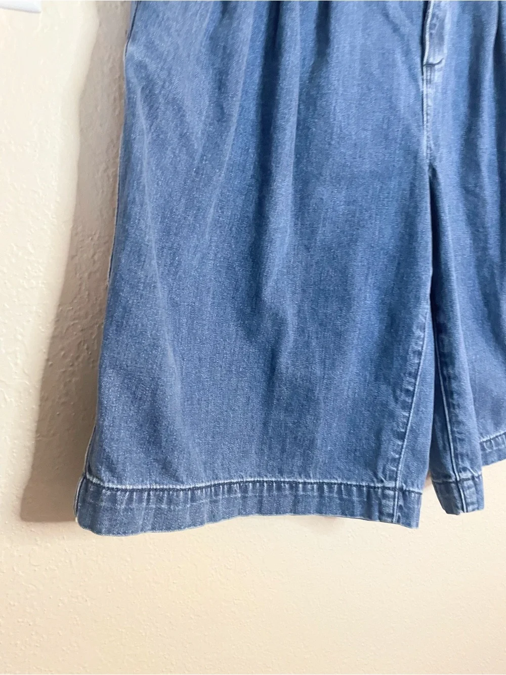 Lands’ End Pleated Slouchy Denim Bermuda Shorts 10